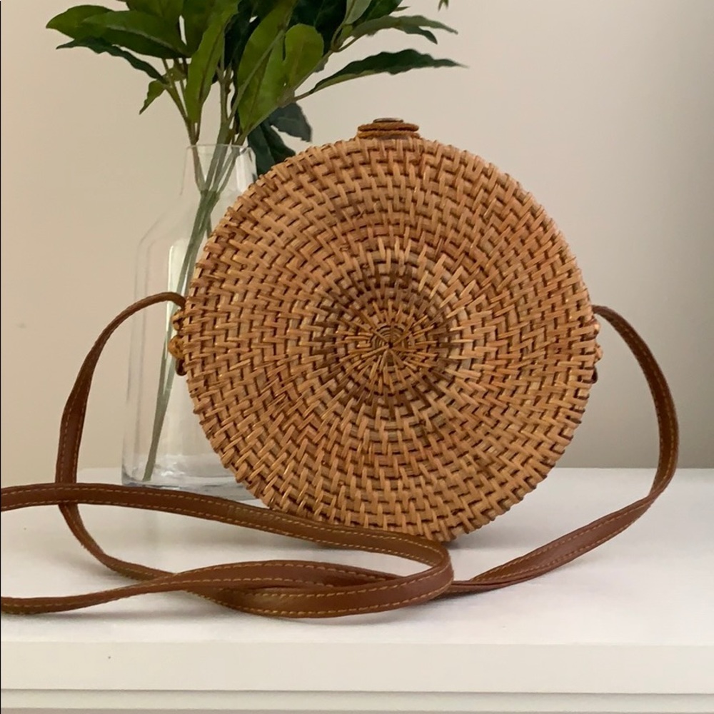 Woven crossbody